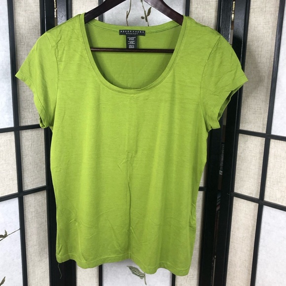 4 for 25$ Apostrophe Stretch Summer Color T-Shirt. Women’s size Medium. - Picture 2 of 3